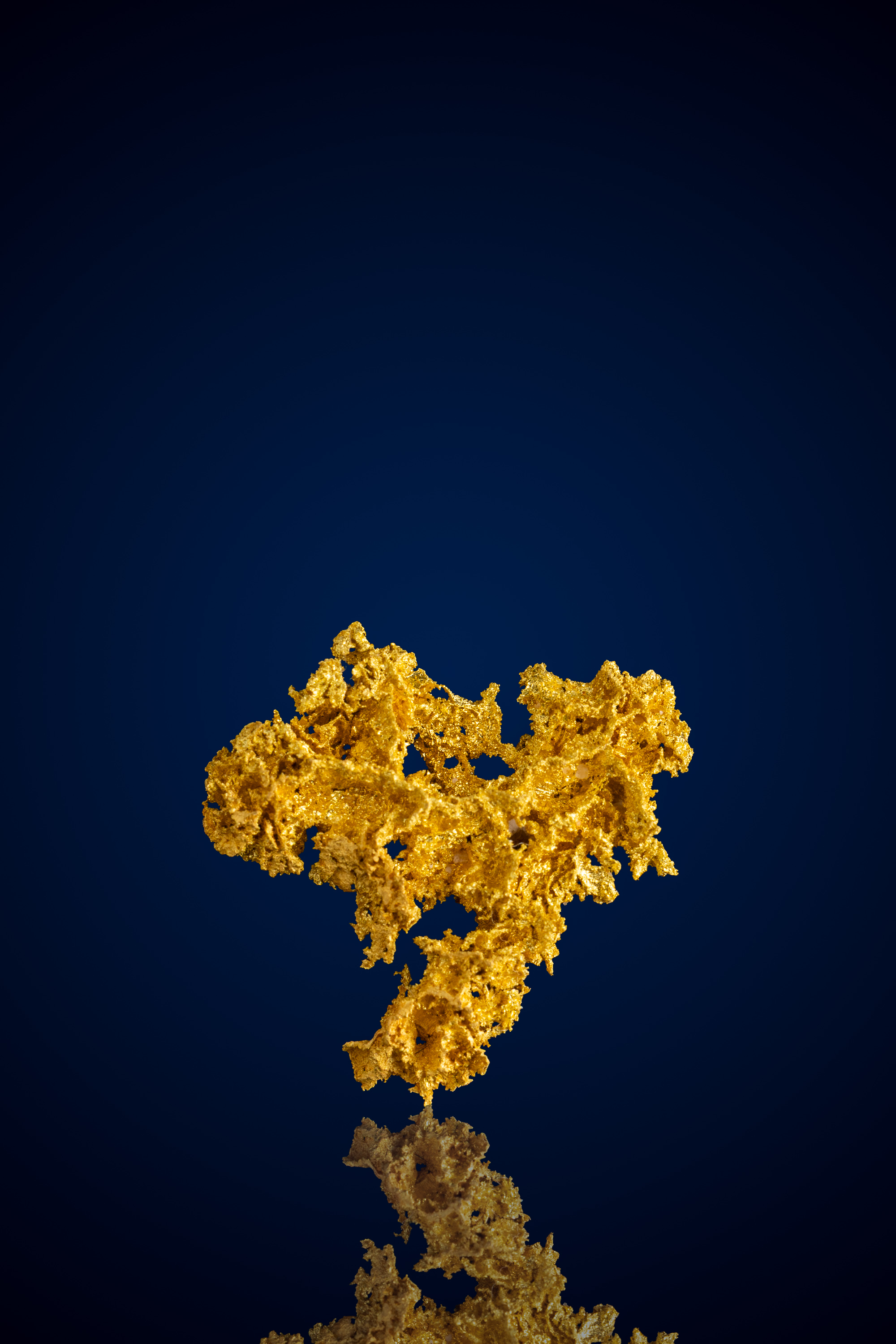 (image for) Brilliant, Intricate Natural Gold Nugget - Tuolumne County, CA - 4.0 grams